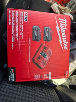 8.0 Milwaukee Forge Combo Kit