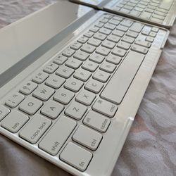 Logitech Ultrathin Keyboards for iPad Mini, Mini 2, Mini 3 (White)