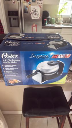 Waffle maker ‼️never been used ‼️