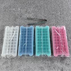 Silicone Ice Cube Trays with Lids and Metal Tongs 4 Pack Stackable New!