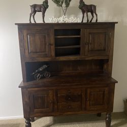 hutch/ buffet