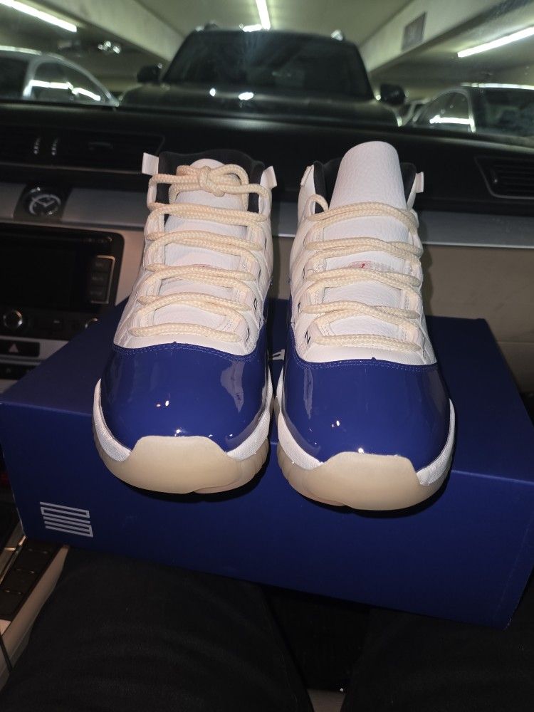 Jordan 11 Rare Air