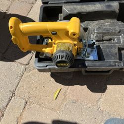 Dewalt Circular Saw. No Batteries Or Charger 