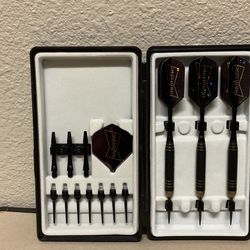 “Budweiser” dart set