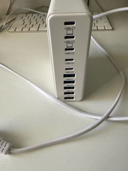 Multi-Port USB Charging Station Hub