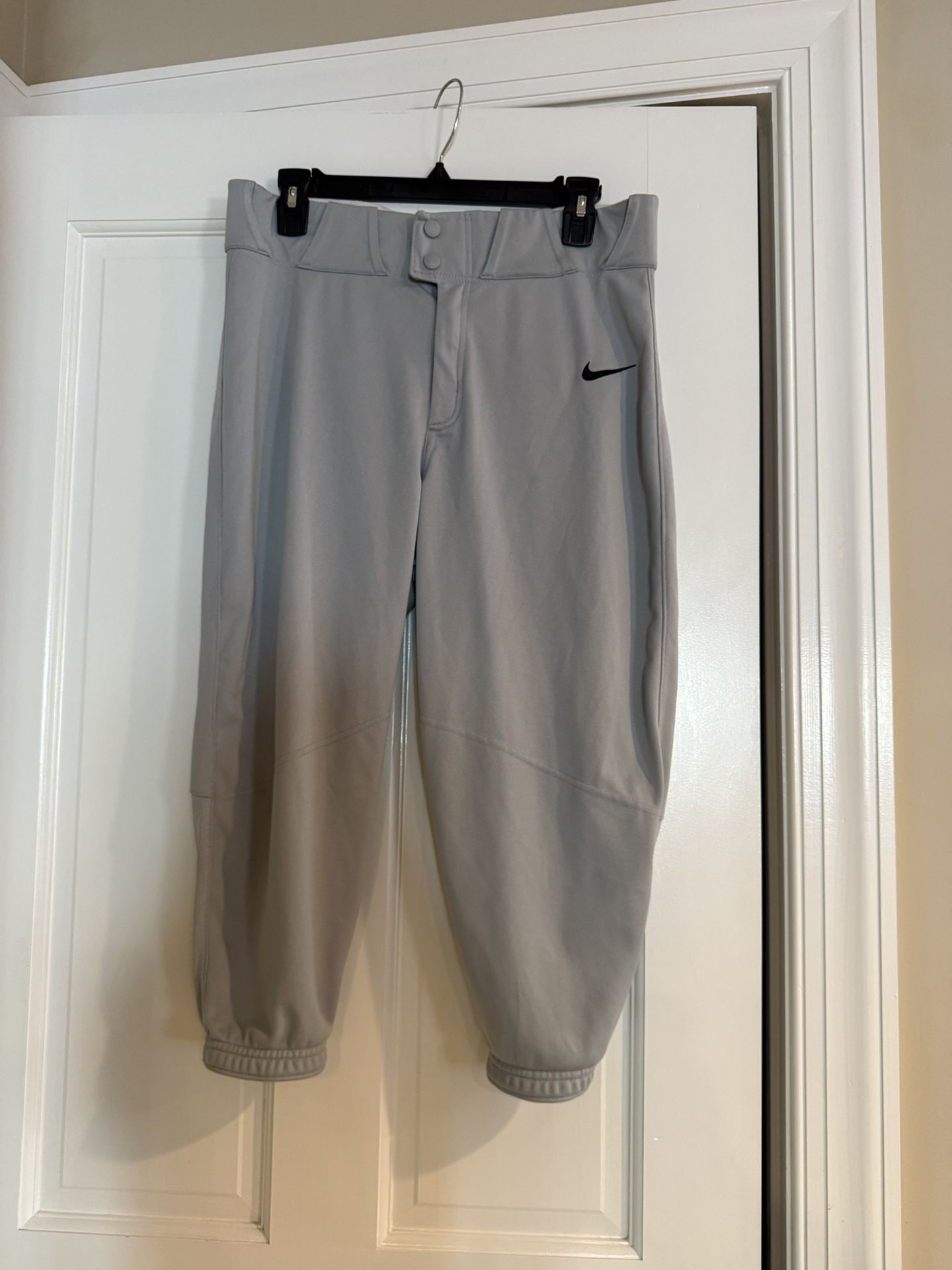 Adult Nike Gray Baseball/Softball Engineered High Pants, Size Medium 
