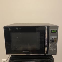 Microwave (Emerson, 1100 Watts)