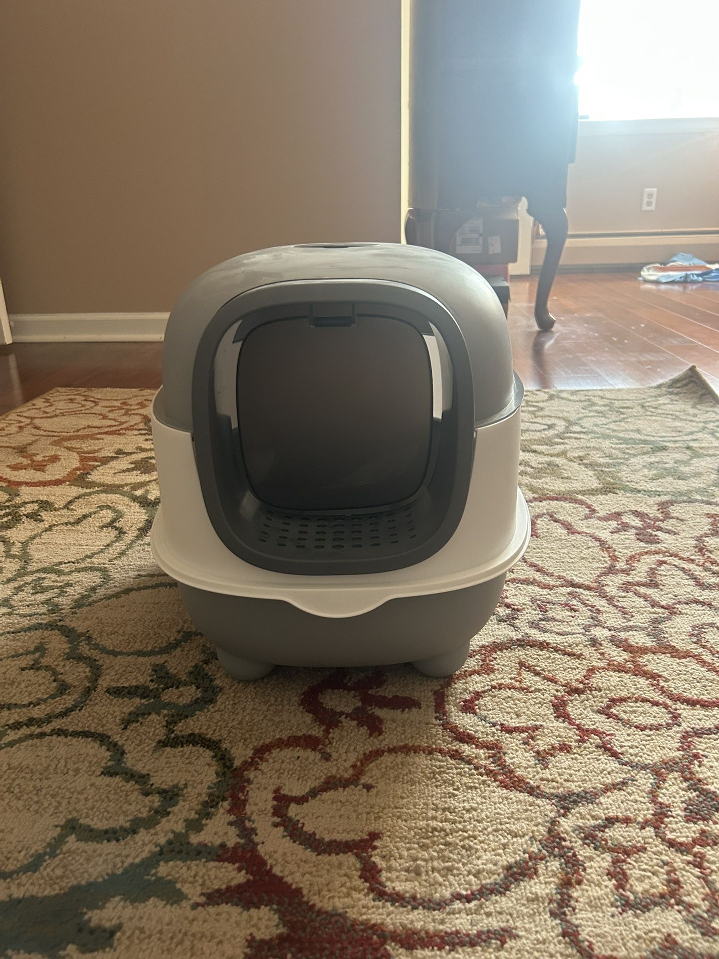 Brand New Cat Litter Box