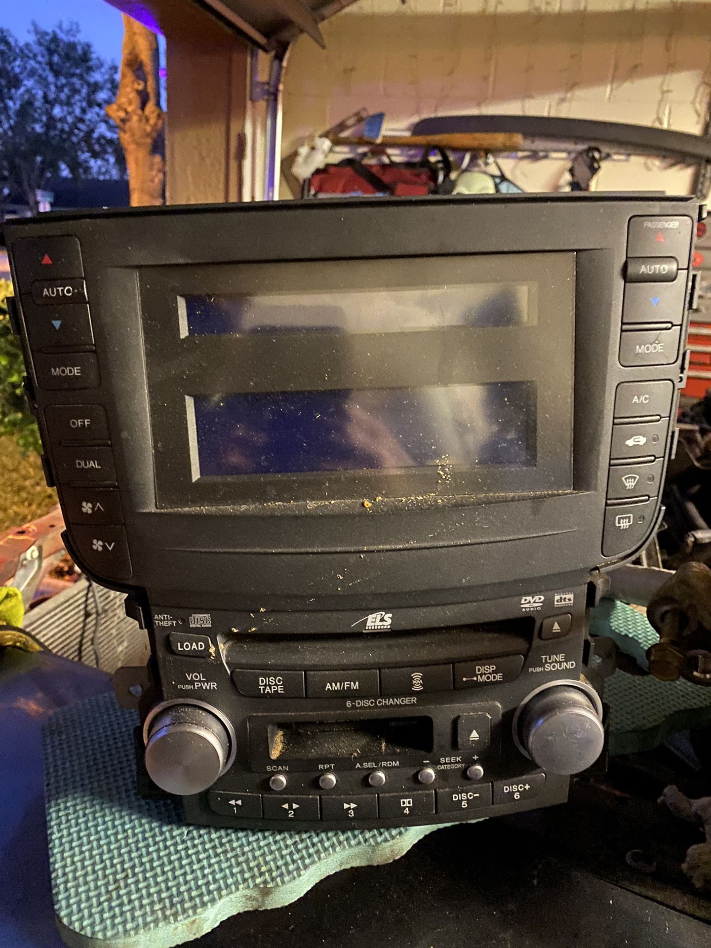 Radio Console 06 Acura TL UA6