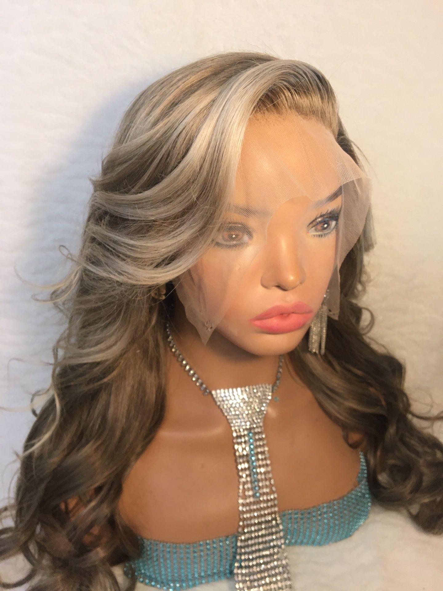 Natural Light Brown 13x6 Lace Wig w/ Highlights