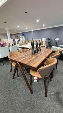 7 PC DINING TABLE