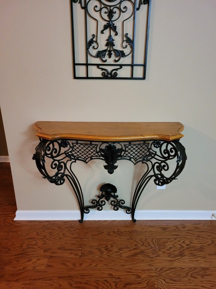 Ethan Allen Country Console Table