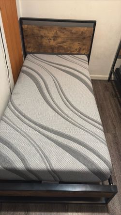 Jerome’s furniture bed and bed frame