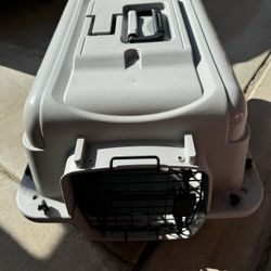 Ferplast Atlas Vehicle SUV Dog Crate