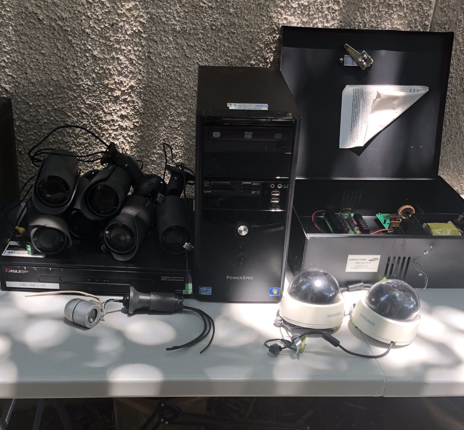 Powerspec Intel .Core i3, still loaded with Windows 7,Digital Video