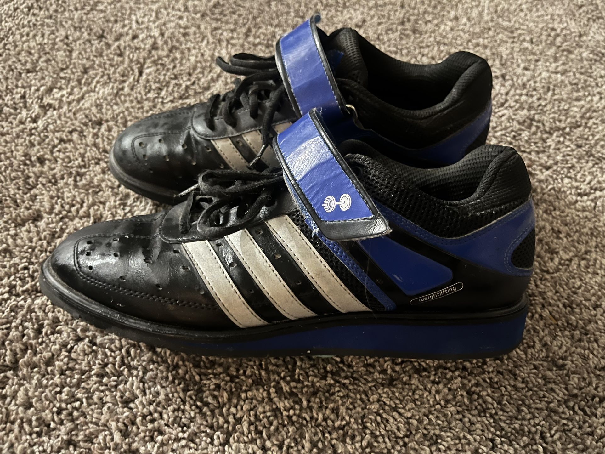 Adidas weightlifting hotsell shoes blue