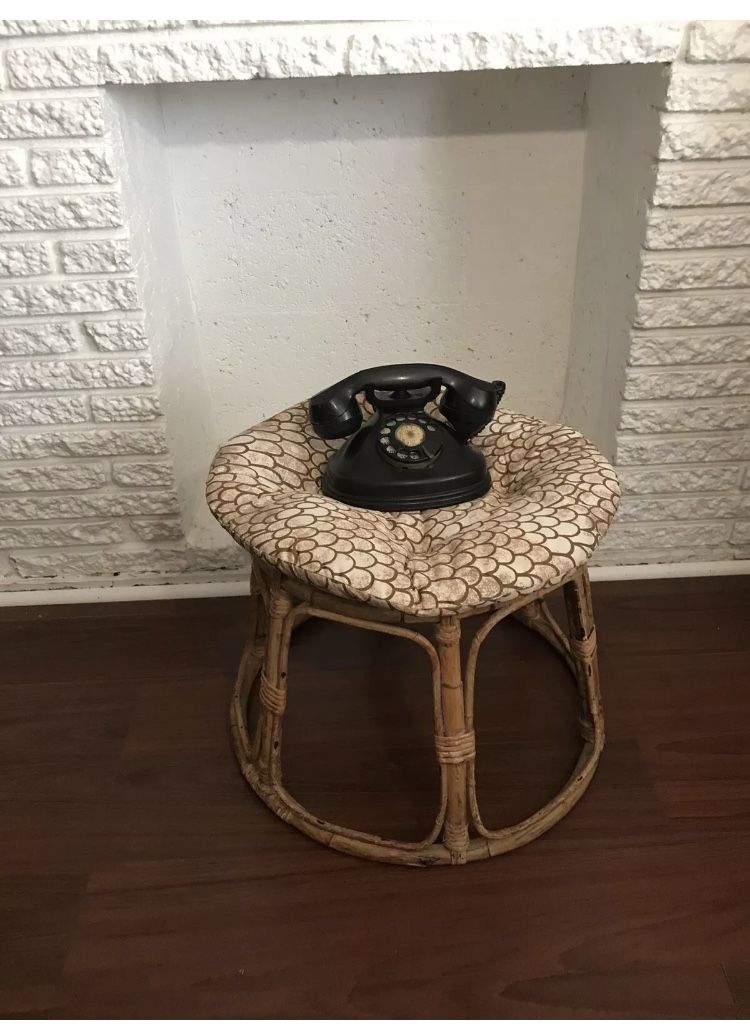 MCM Vintage Retro Bamboo Bentwood Rattan Ottoman Foot Stool-Large Boho Round .