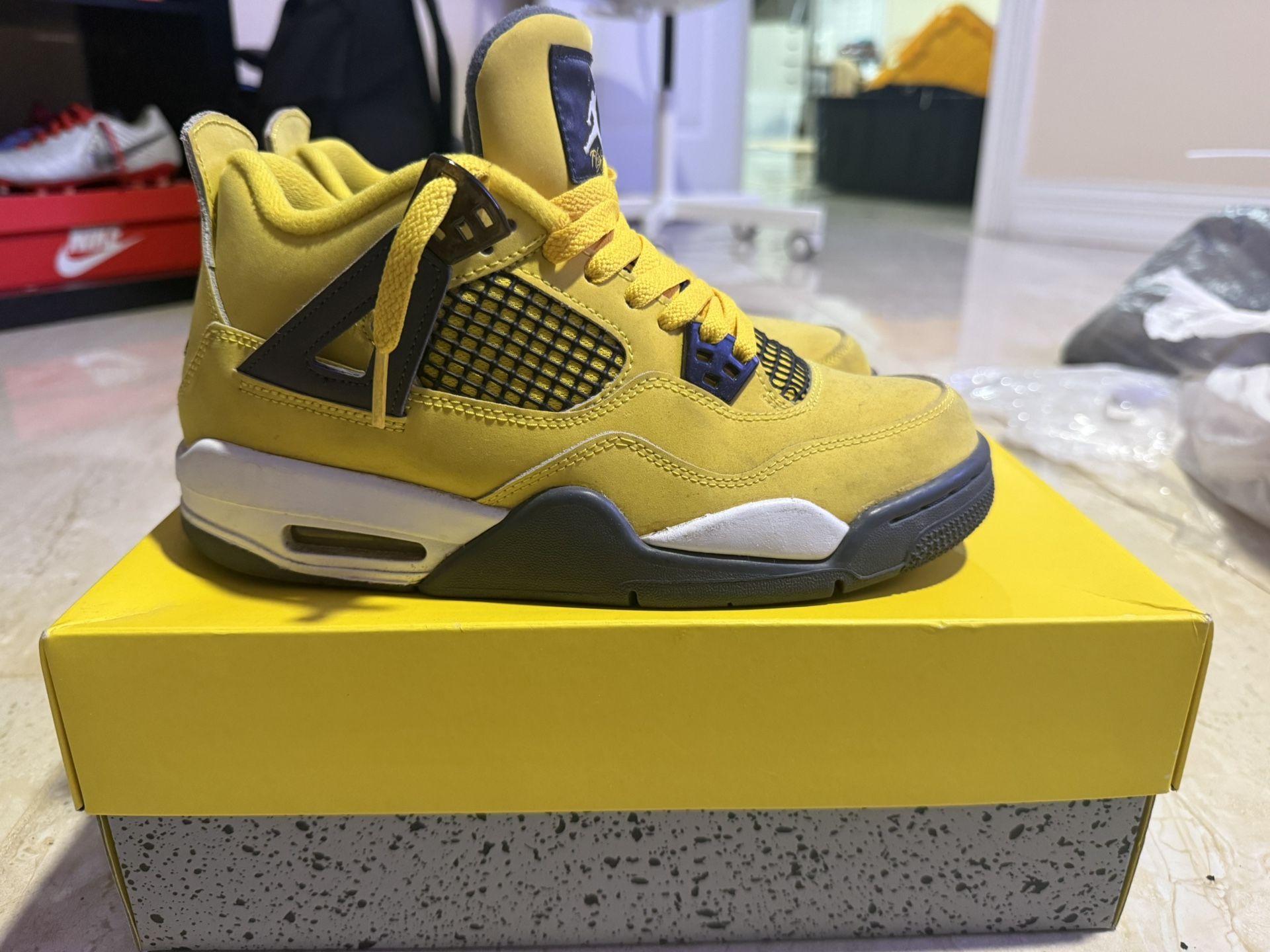 Air Jordan 4 Retro Lightning (GS)