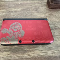Nintendo 3DS XL - New Super Mario Bros 2 Edition