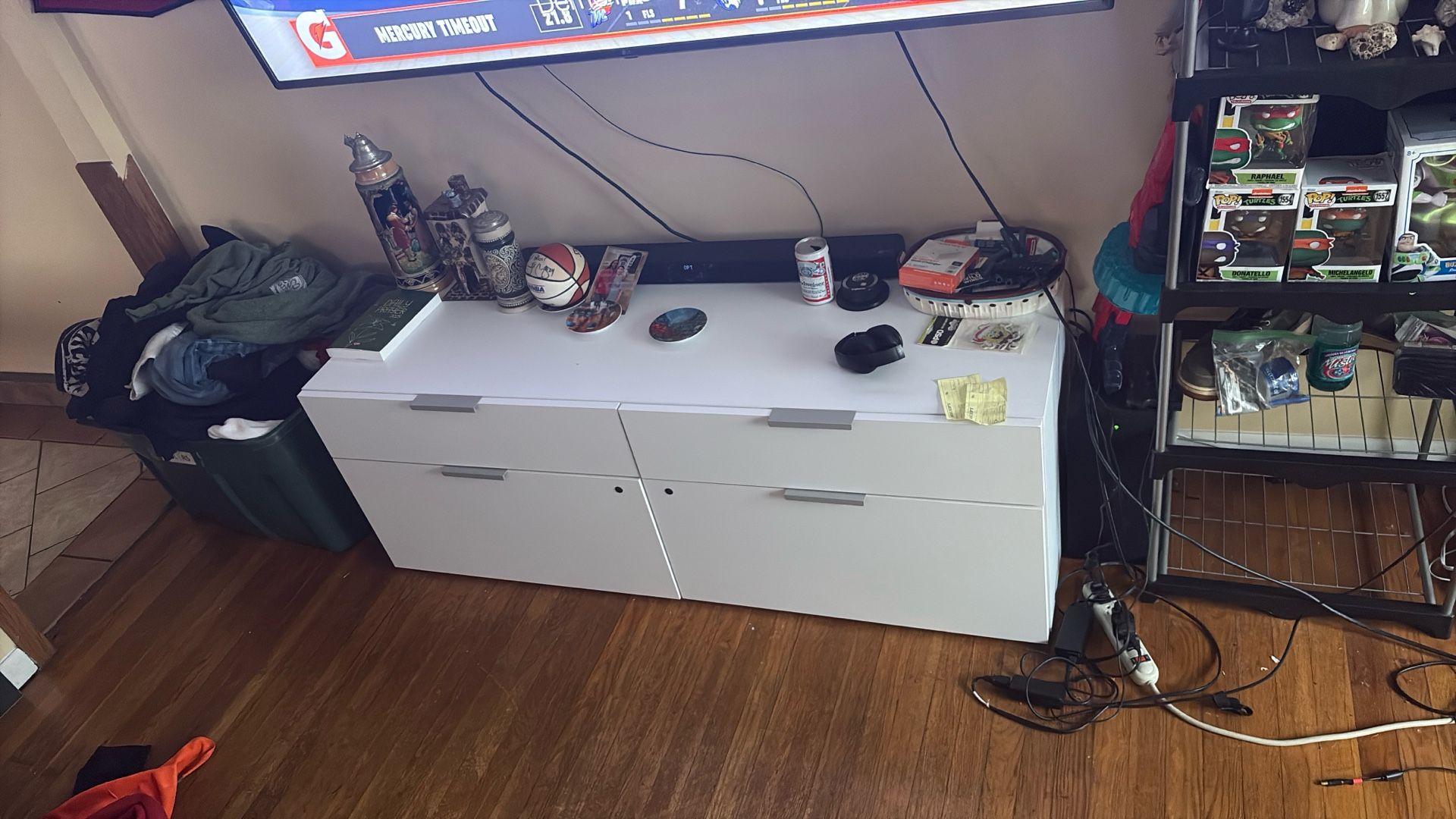 Tv Stand With Lockable Drawers