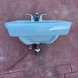Vintage 1956 Mid Century Blue Porcelain 17 X20 Wall Mount Bath Sink. $100 