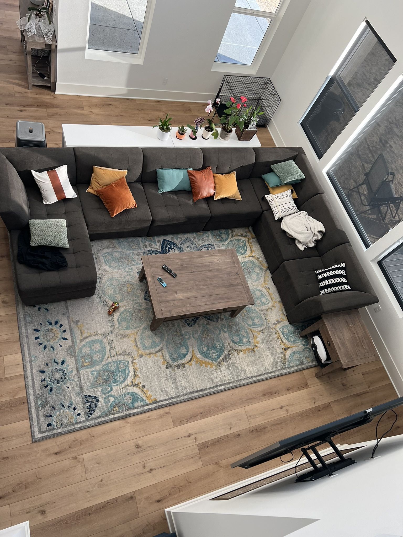 9’10” X 14’ Area Rug