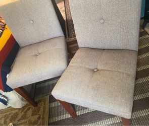 Button Chairs ( 2-piece Set)