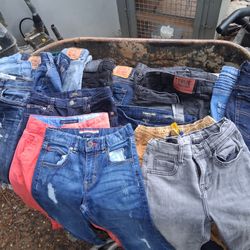 Levi's polo's calvin klein's lee's and more size , five little boy shy six little boy , shirks , jackets , shorts choose and more thousands and thousa