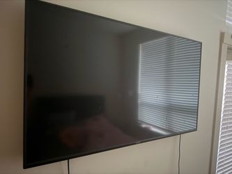 55in ROKU TV