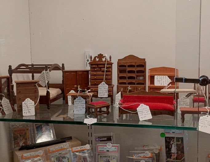 Antique Dollhouse Furniture