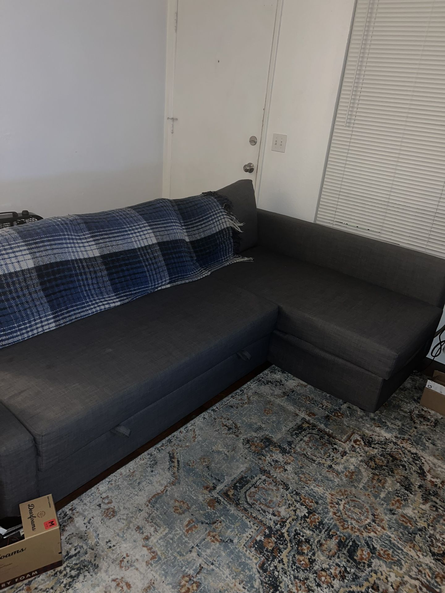 IKEA FRIHETEN Sleeper