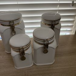 White set of 4 Writeable  Ceramic  Storage Containers