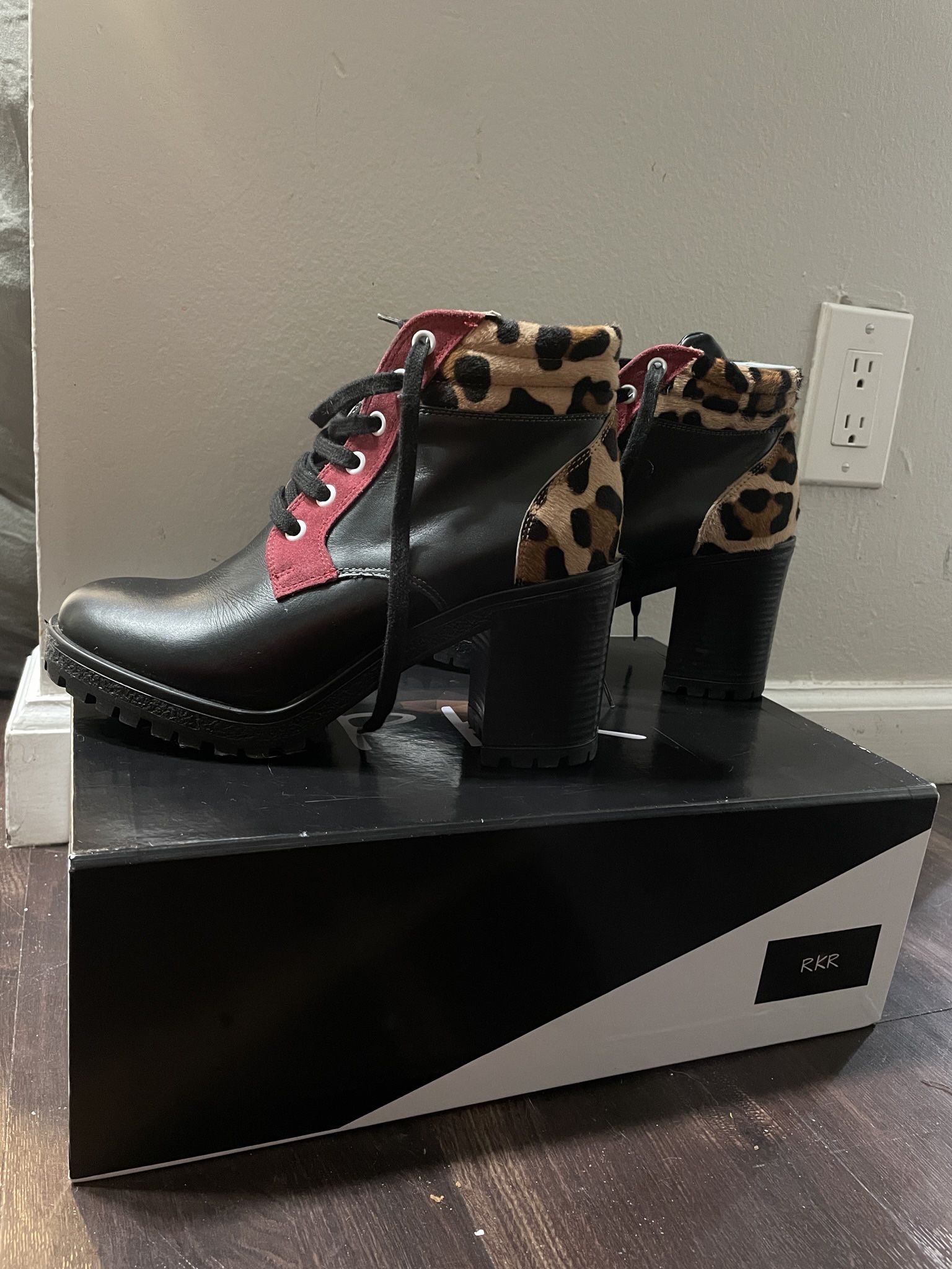 RKR, Black Leather Boots, Marci Wiser, Italian Leather, Cheetah Botas Negras De Cuero , Tacones Negros, Black Heels
