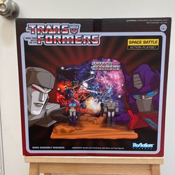 Super7 Reaction Transformers Action Playset