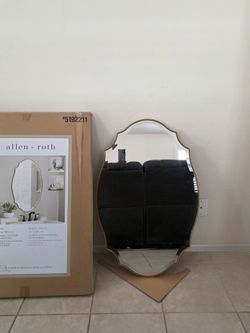 Oval Mirror