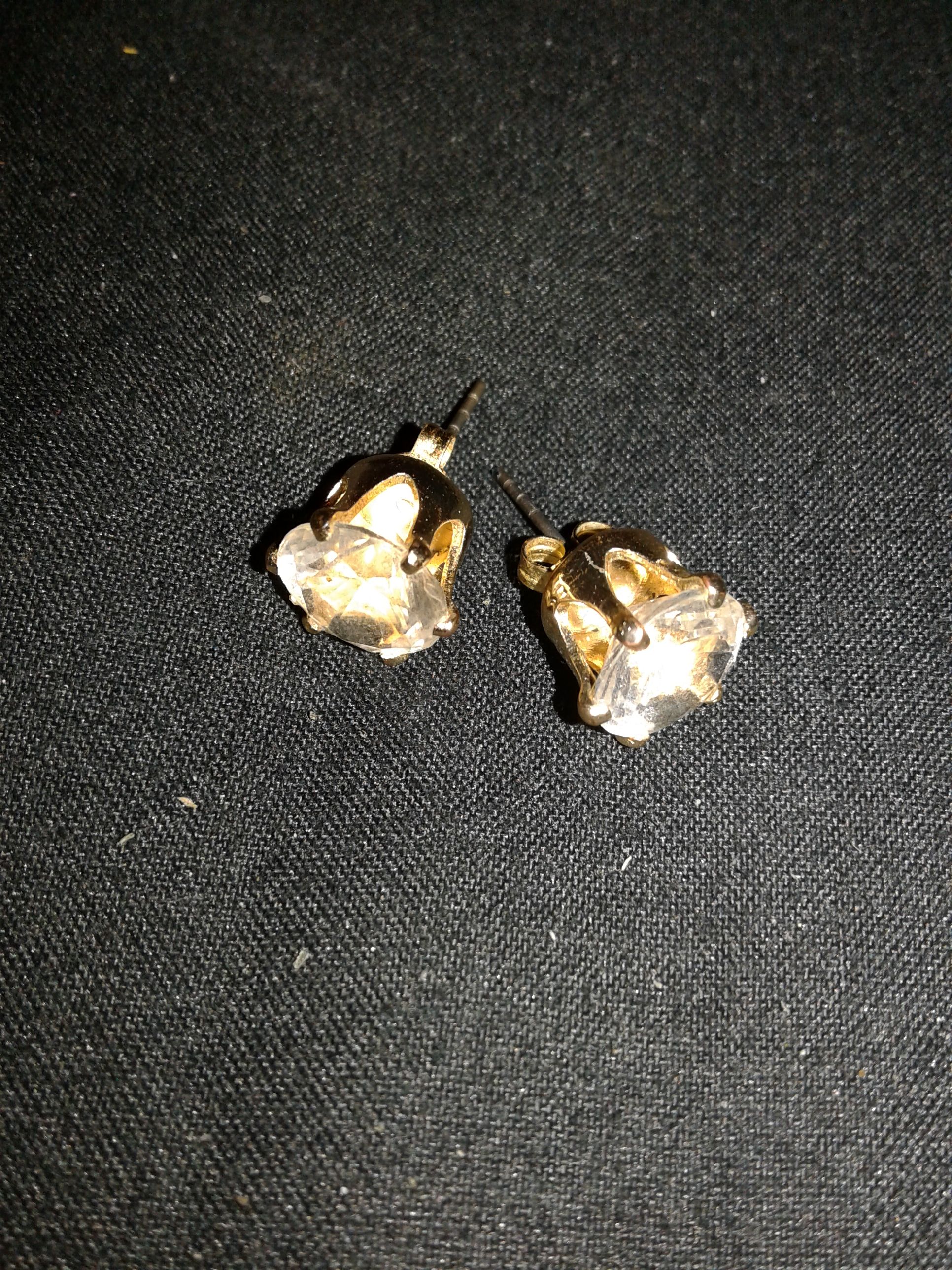 Gold diamond earrings