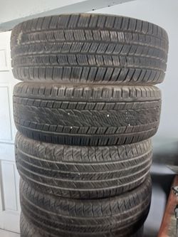 275 -60-R20 super nais  tires 98% good