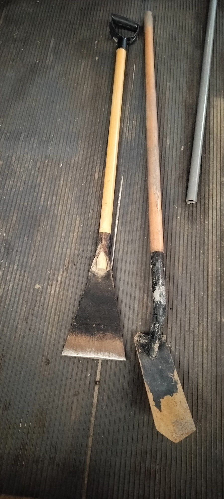 Tile Scraper/ Ice Removal Yool