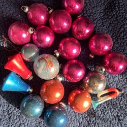 Vintage/Antique Glass Christmas Ornaments 