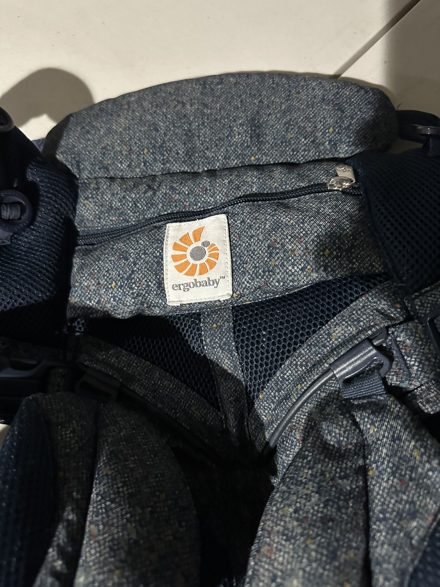 Ergo Baby Omni 360 Baby Carrier