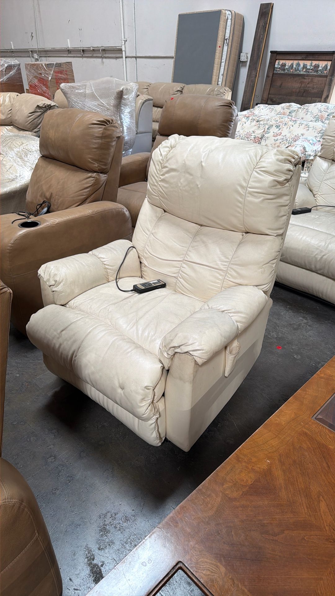 Lane Power Recliner