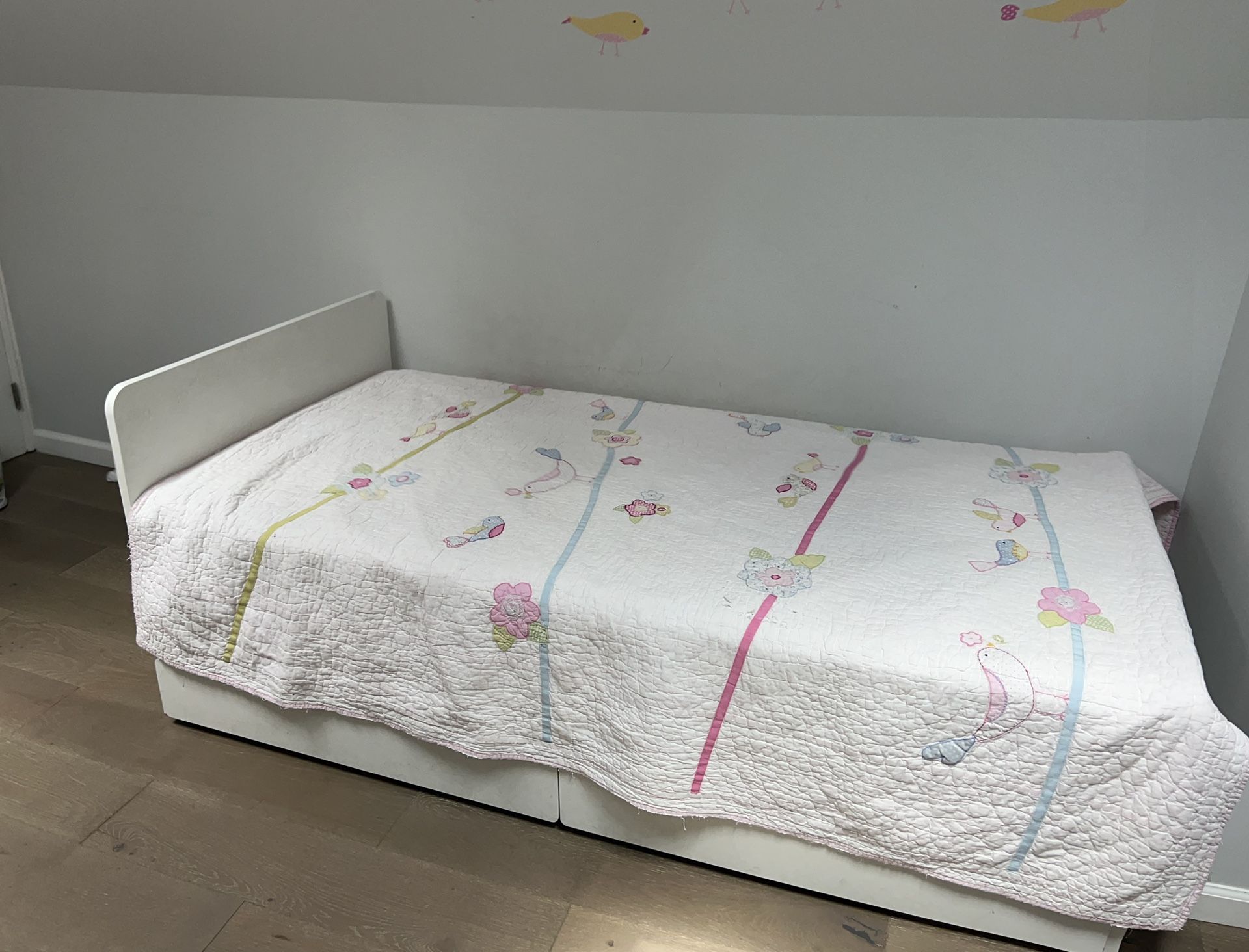 Ikea Twin bed With trundle and Storage