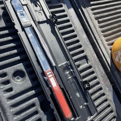 Snap On 1/2” Torque Wrench 40-250ft-lbs