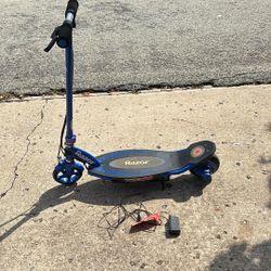 Razor Power Core E95 90W Kick Electric Scooter - Black/Blue