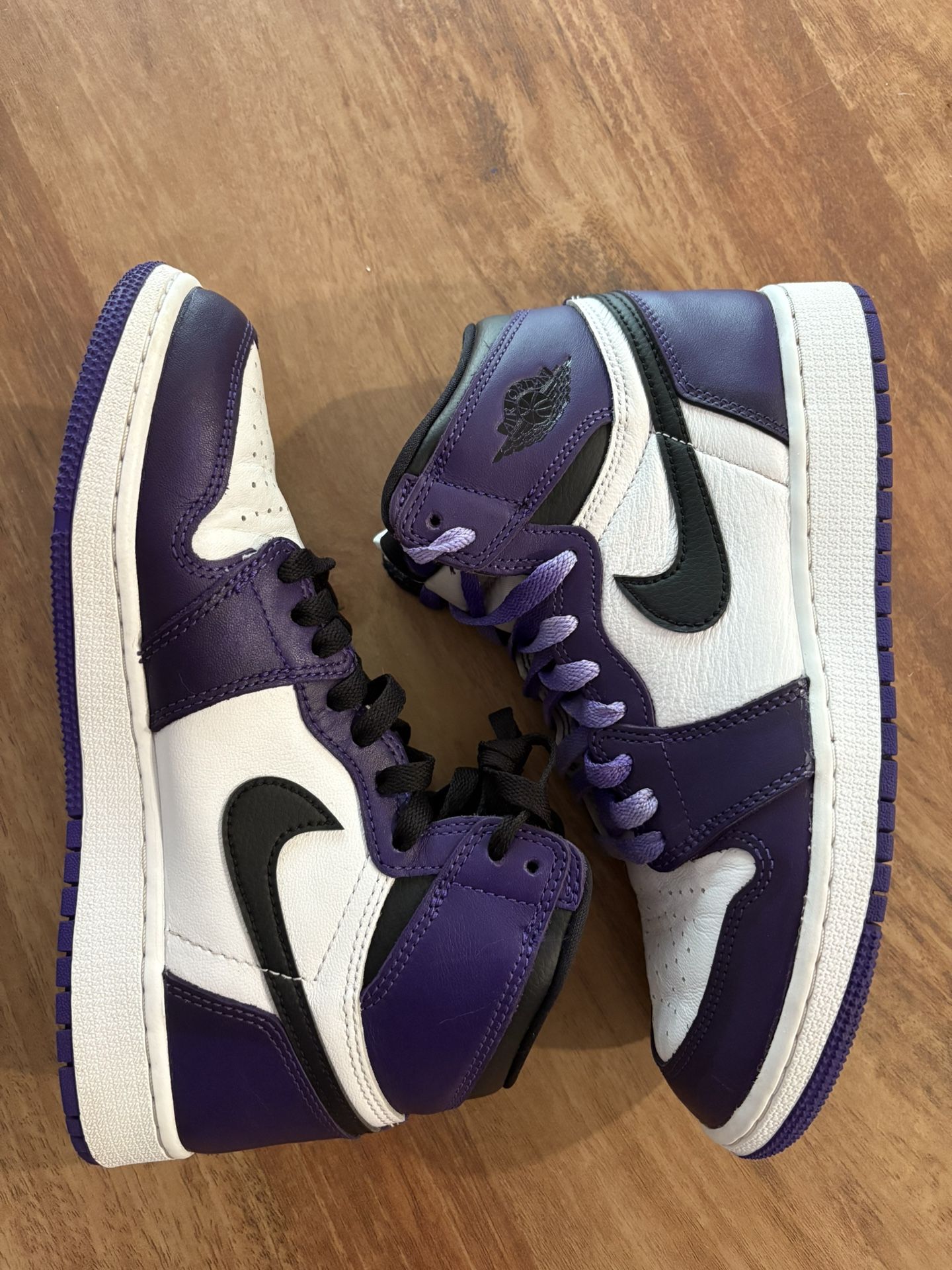 Jordan 1 Retro High Court Purple White 6Y