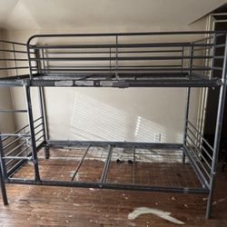 Twin Bunk Bed 