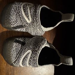 Nike Swoosh For Baby! Size 4C