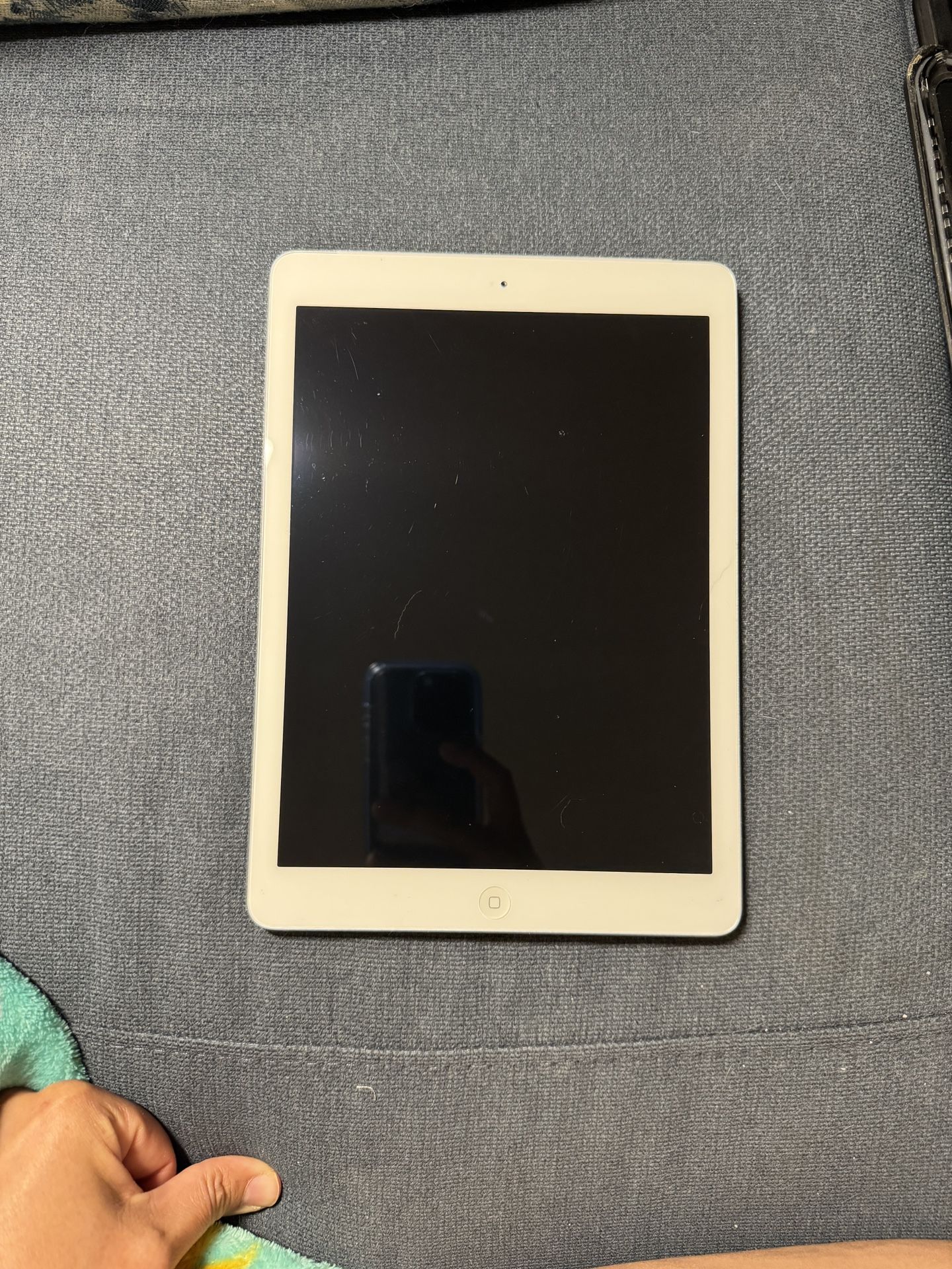 iPad Air 1st gen 16 GB WiFi + Cell Model