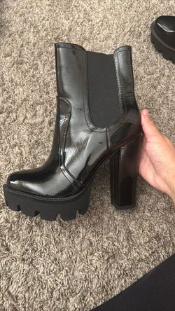 Womens Black boots