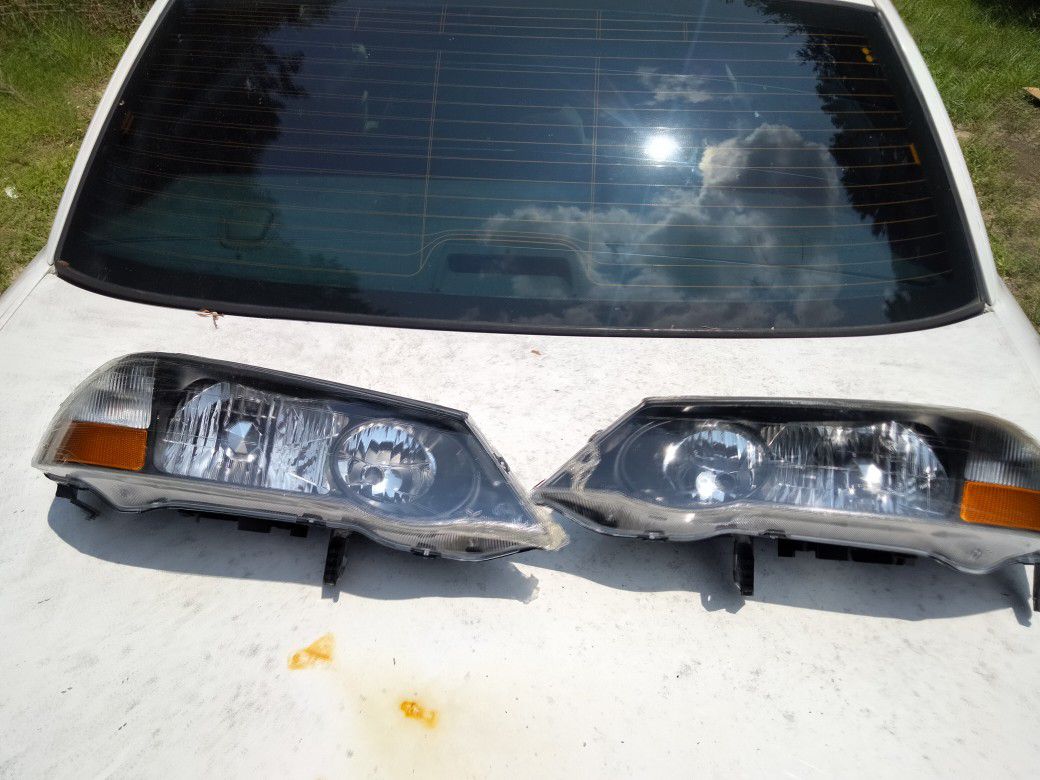 02-03 Acura TL Headlights